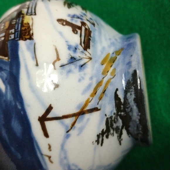 Vintage Ceramic Vase Hand painted - Picture 9 of 9